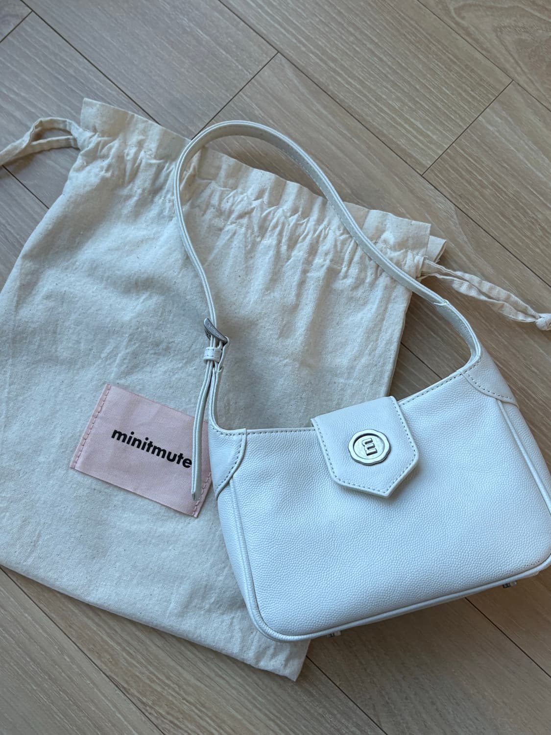 미닛뮤트 바톤 마이크로 캐비어 화이트 상품이미지1