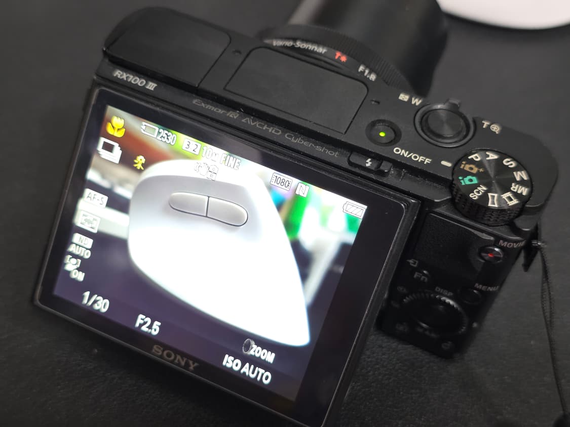 소니 RX100m3 카메라 (작례) 상품이미지3
