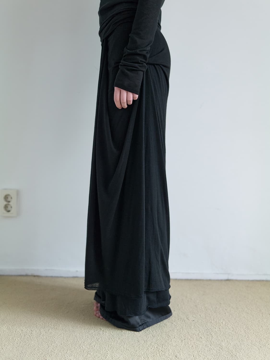 낫띵에브리띵 DRAPED DOUBLE LAYERED SKIRT 스커트 상품이미지6