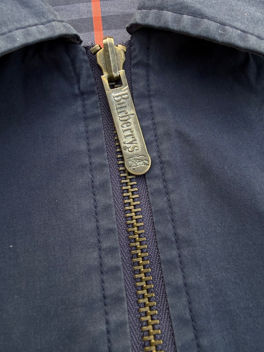 90s Burberry 버버리 리버시블 노바체크 블루종 상품이미지5