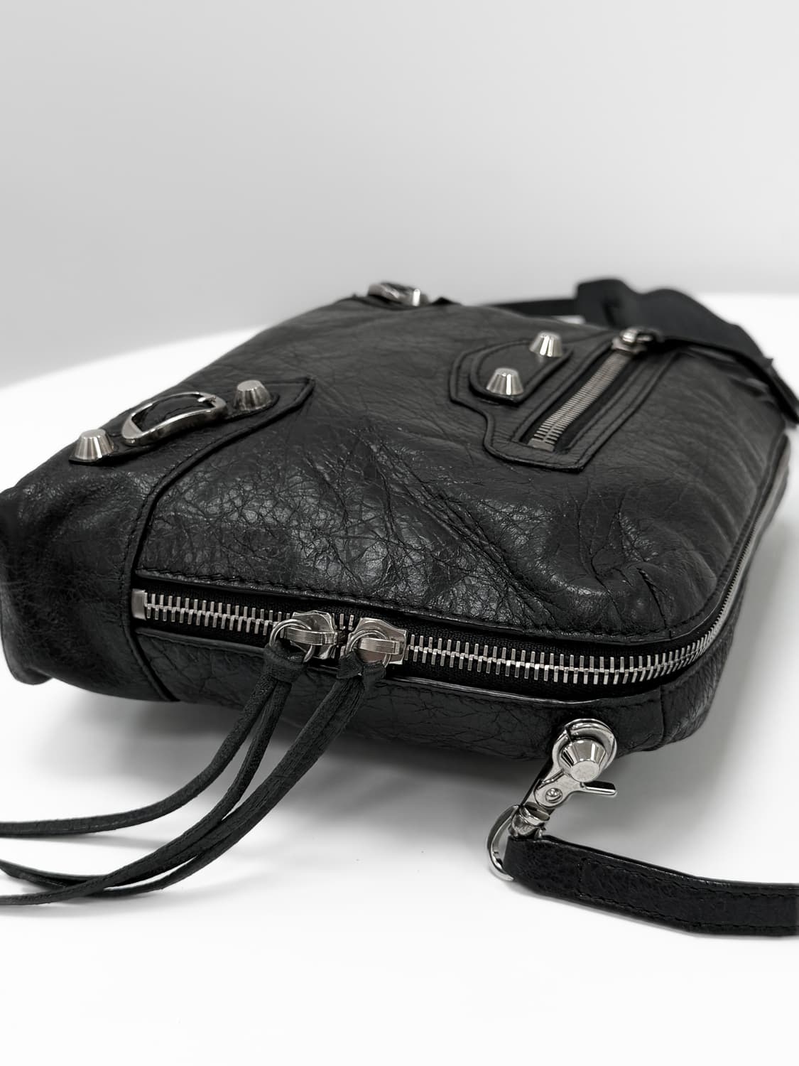 발렌시아가 클래식 리포터 백 상품이미지5