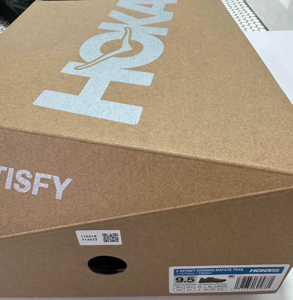 호카 x 새티스파이 satisfy  마파테 스피드 4 라이트 러버 275 상품이미지7
