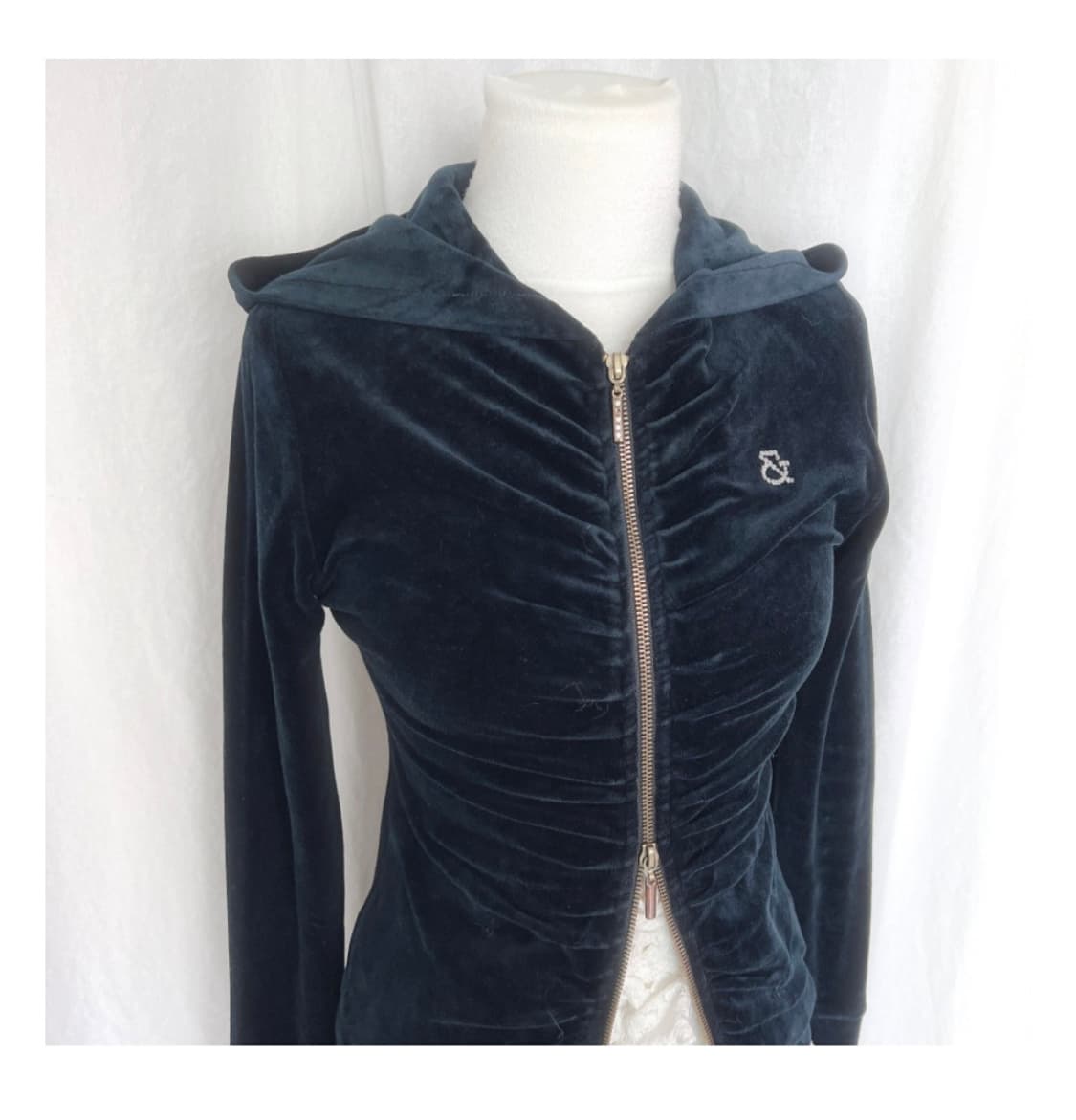 y2k 빈티지 핑키앤다이안 갸루 벨벳 블랙 후드집업 셔리 딱붙핏 큐빅 상품이미지5