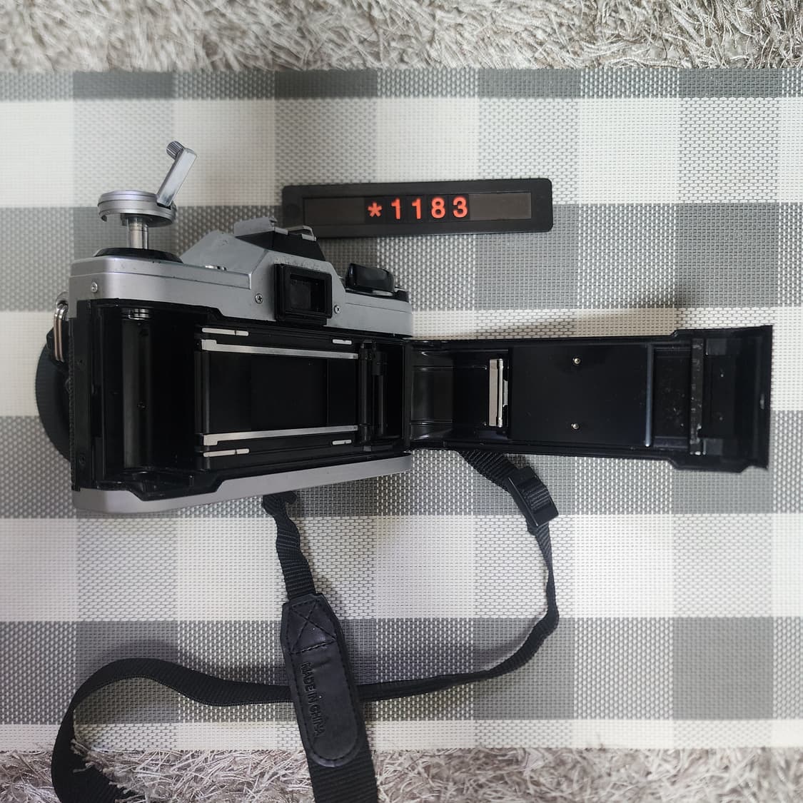 캐논 AE-1 필름카메라 실버바디 1.4 단렌즈 상품이미지6