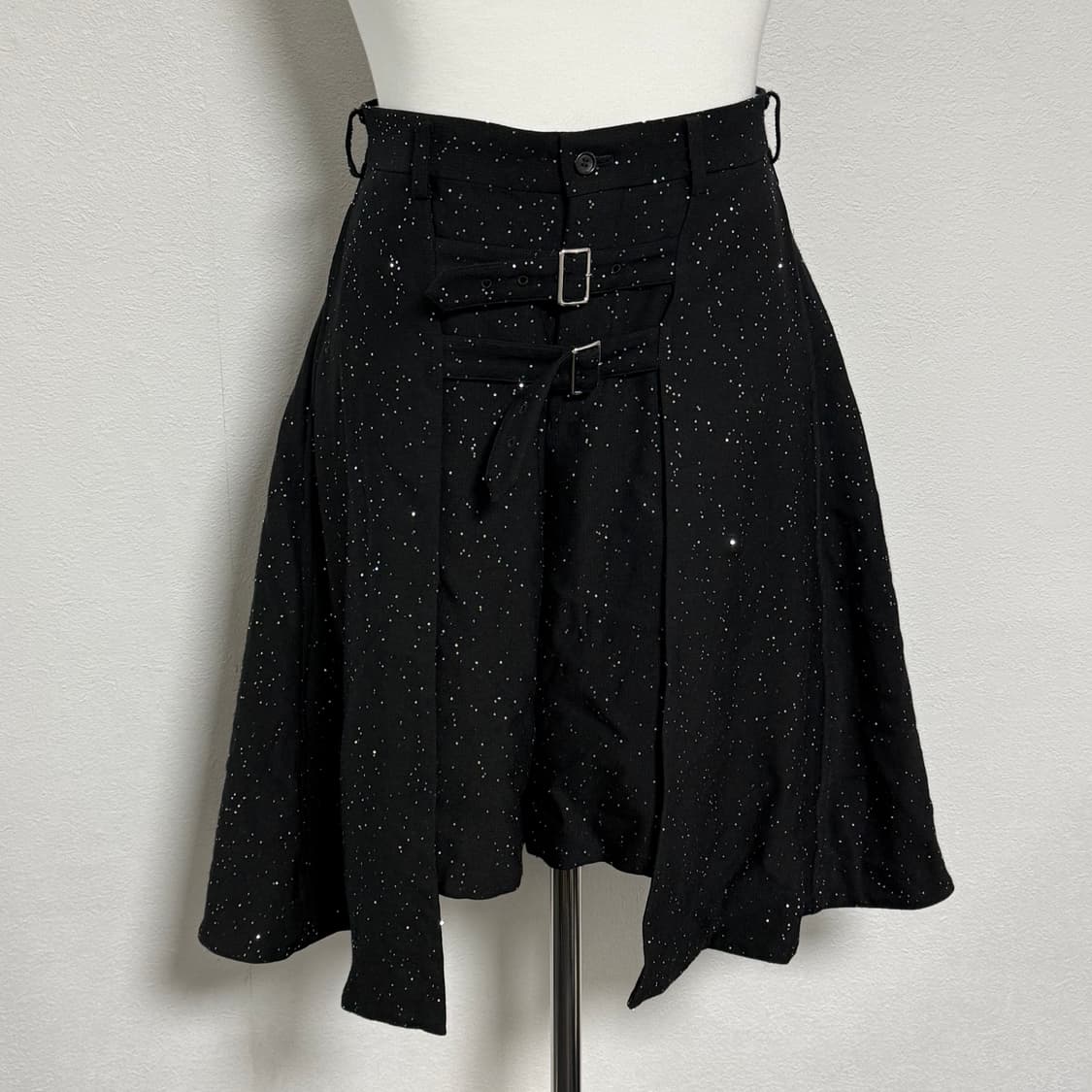 25ss 꼼데가르송 옴므플러스 스팽글 스커트 팬츠 s 상품이미지1