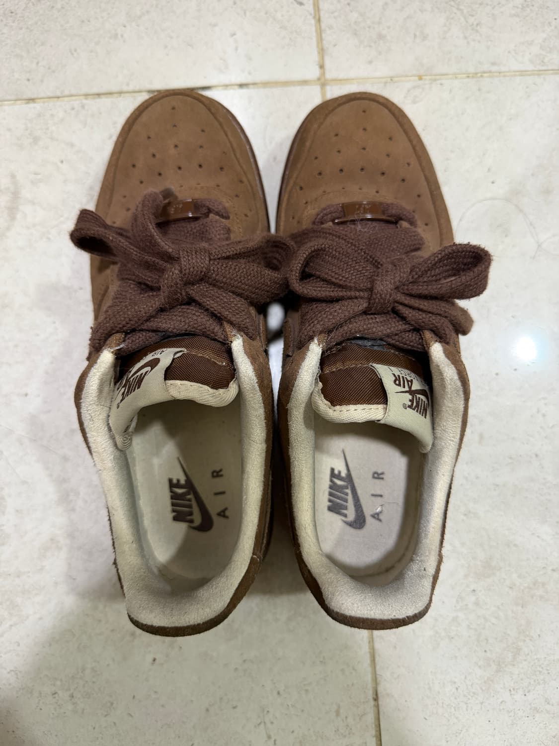 나이키 에어포스 1 '07 카카오 와우 240 상품이미지3