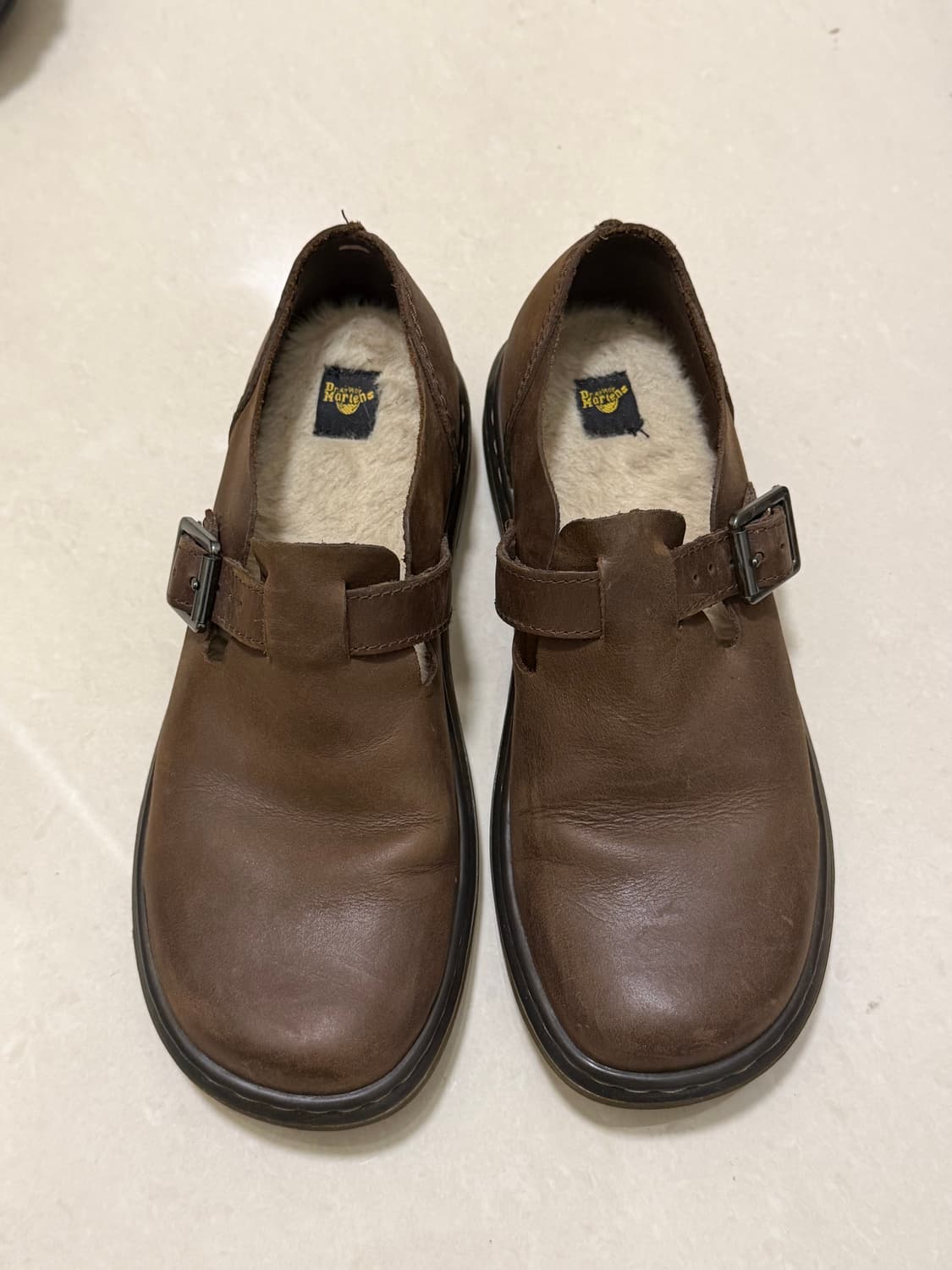 닥터마틴 패트리샤3 다크브라운 250 상품이미지1