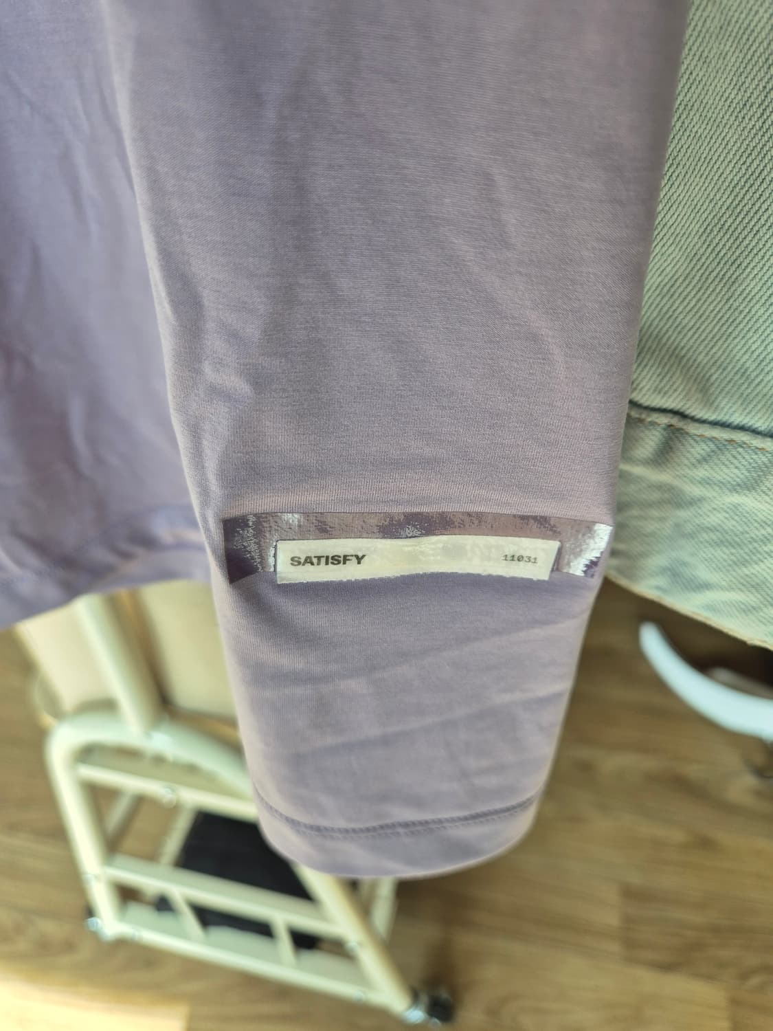 새티스파이 아우라라이트 슬리브리스 m 상품이미지2