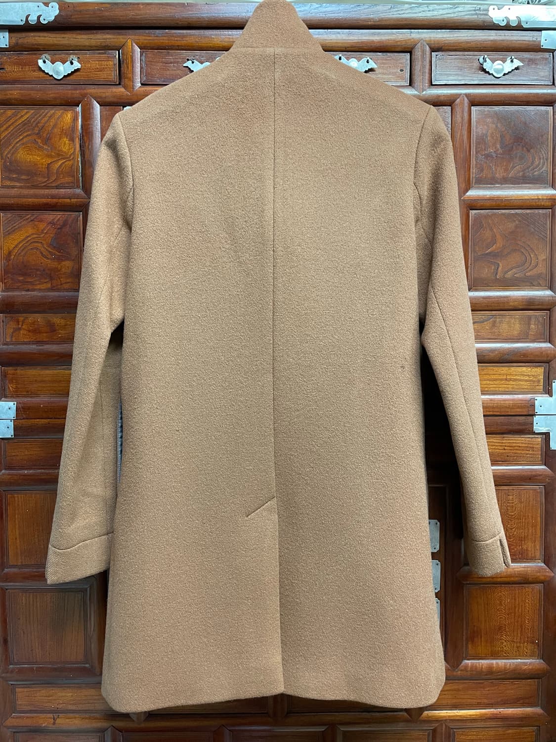 핏보우 아케스트라 승무 라이트브라운 코트 서울사이즈  상품이미지2