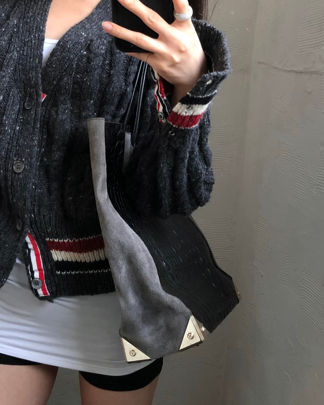 Alexanderwang 알렉산더왕 크로커다일 엠보싱 토트백 상품이미지2