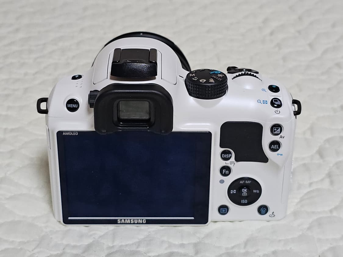 삼성 NX10 미러리스 카메라 화이트 박스 세트 상품이미지6