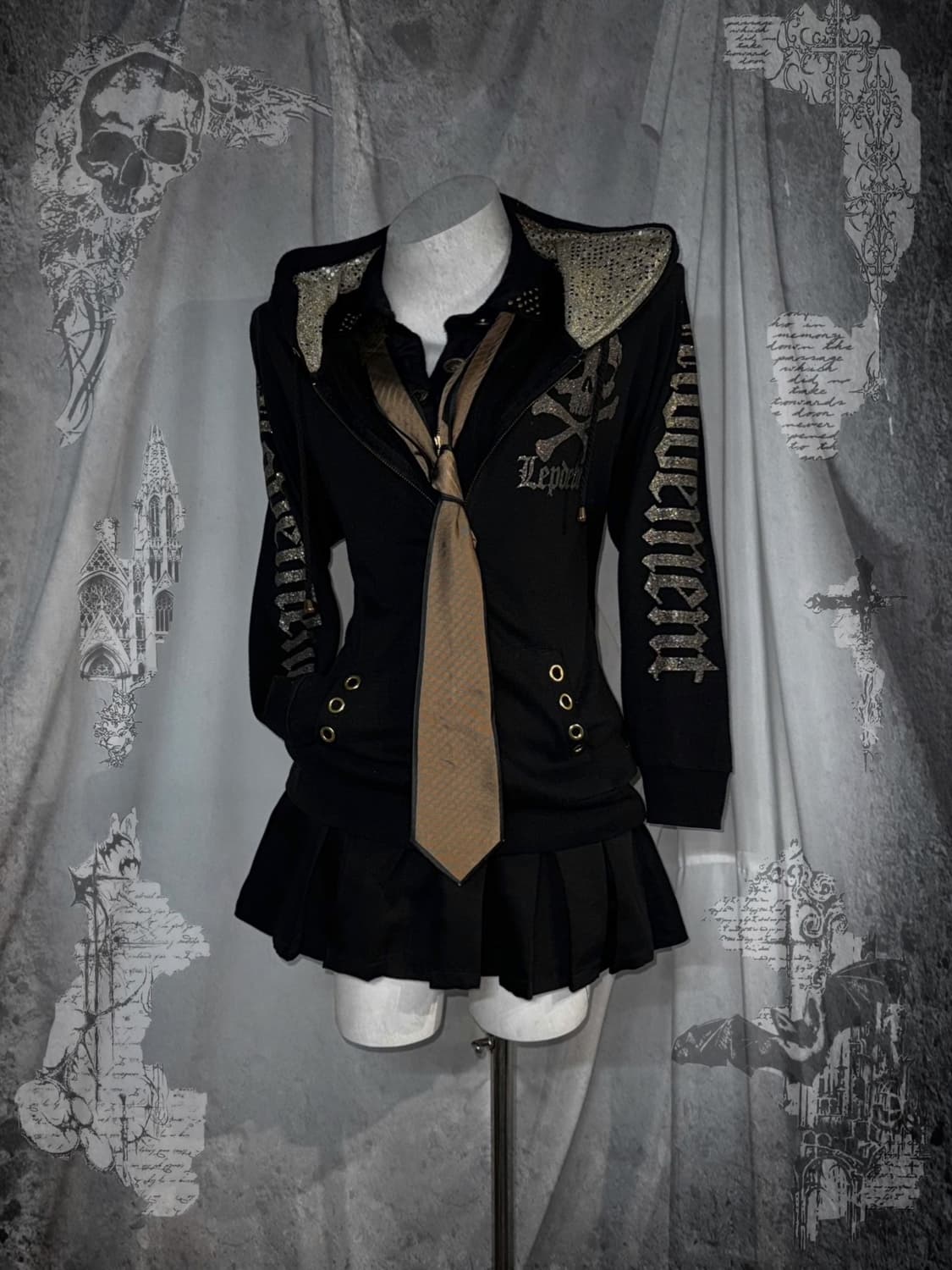 Dig Deep 디그딥 골드 글리터 프린팅 데일리펑크 해골 코디세트  상품이미지1