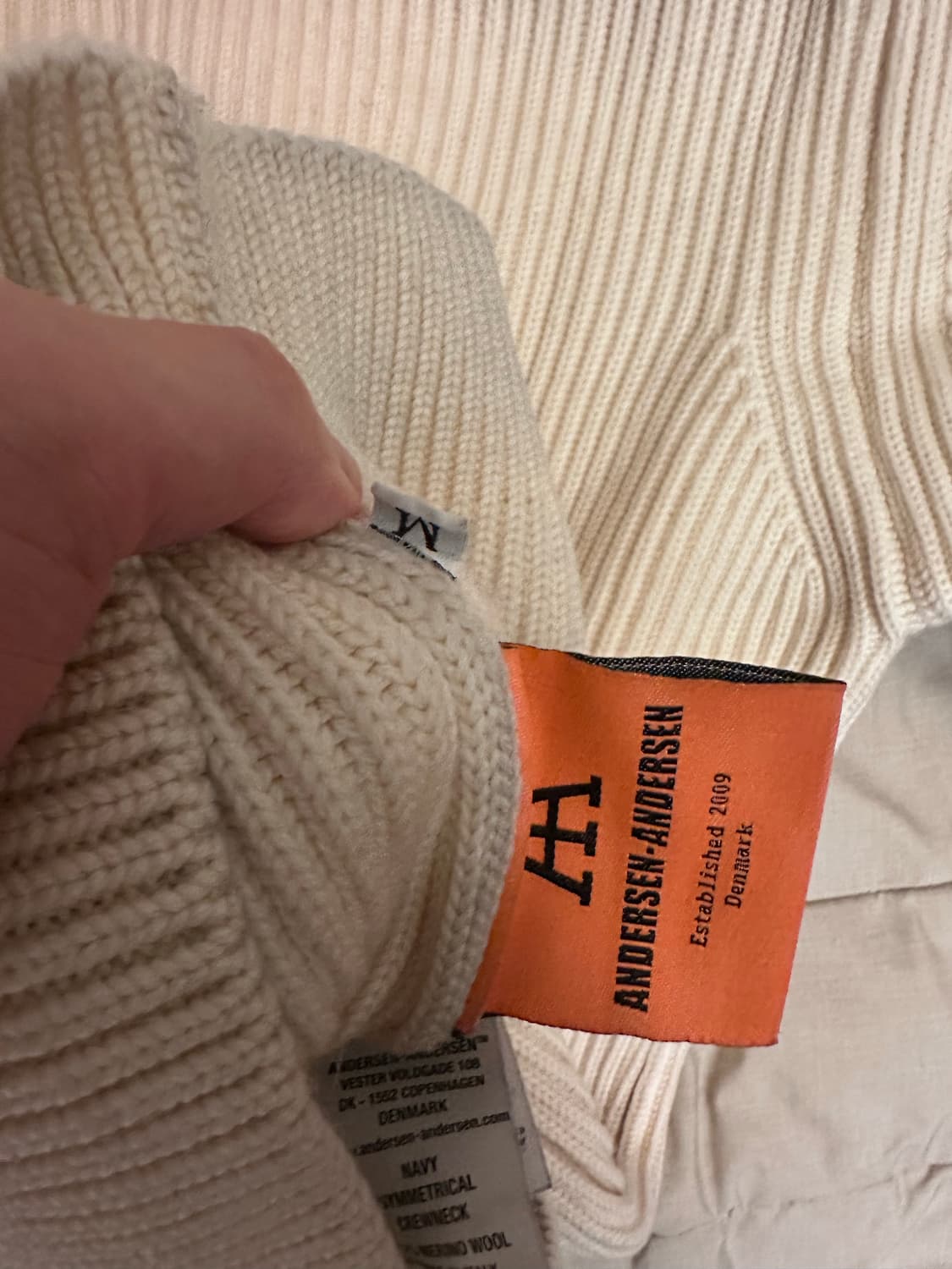 안데르센 안데르센 터틀넥 아이보리 M 상품이미지4