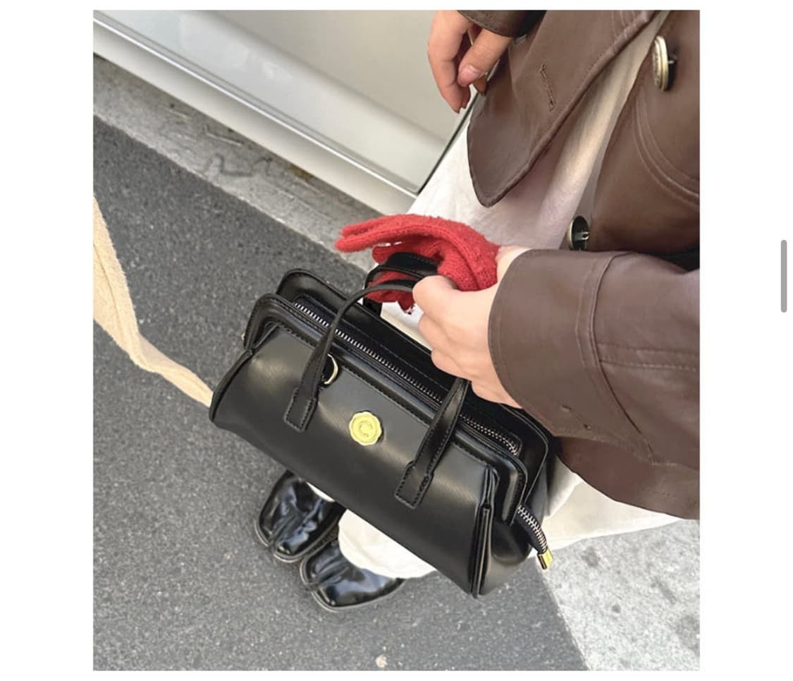 택포)새상품)금장 도트백 크로스백 상품이미지3