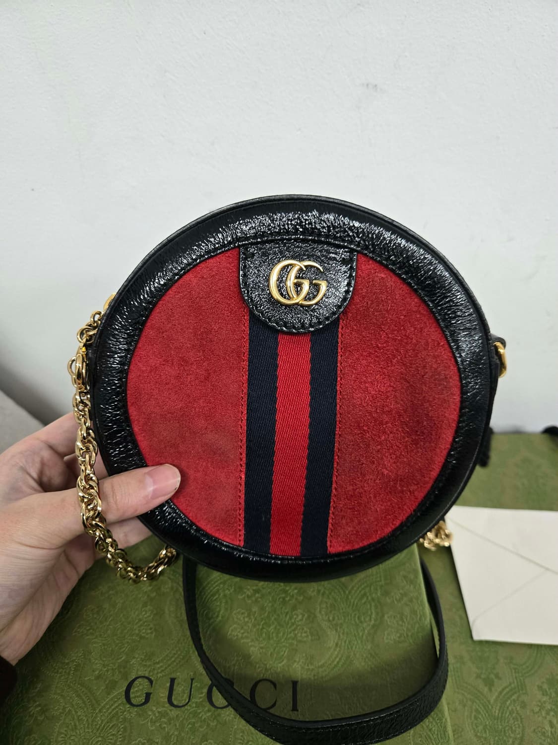 [보증서 정품] 구찌 오피디아 벨벳 숄더백 상품이미지3