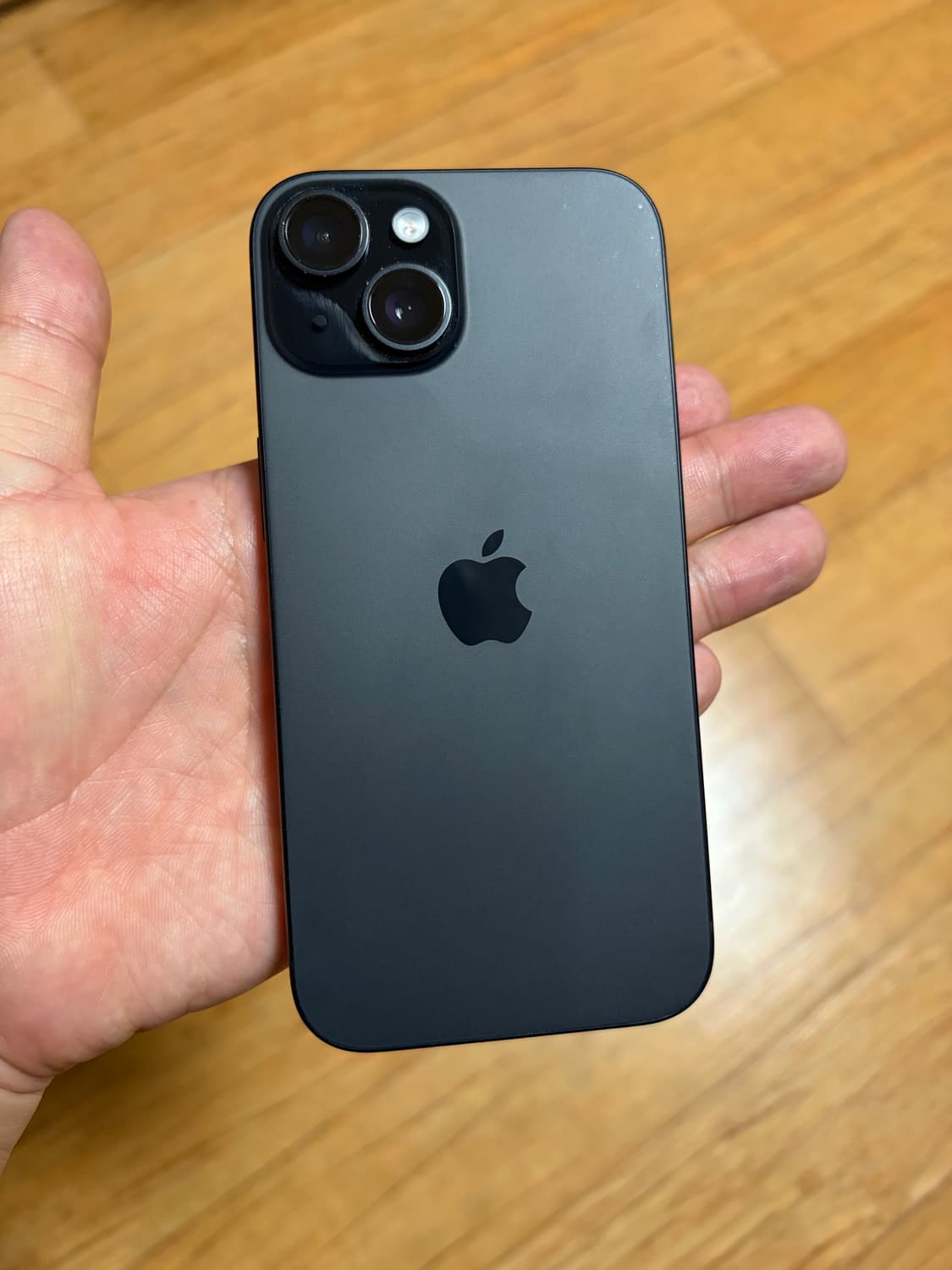 아이폰15 256GB 블랙 상품이미지3