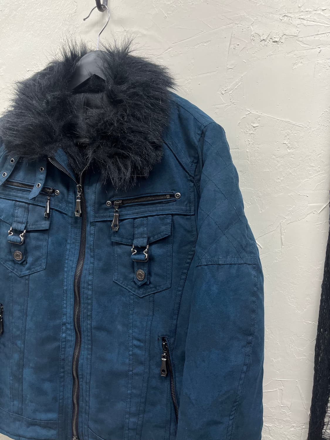 In the attic 00s dark blue trimming fur  상품이미지5