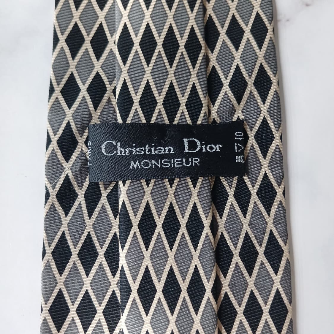 디올 실크 블랙 베이지 기하 패턴 넥타이 9.5cm B등급 E828 상품이미지7