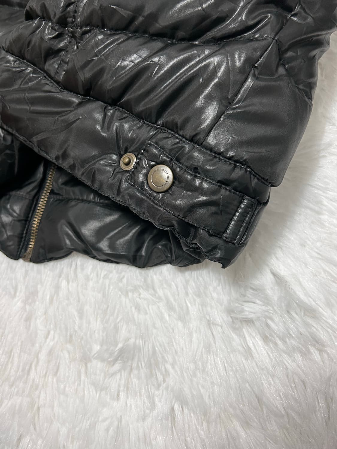 y2k buckle detailed glossy duck down 상품이미지4