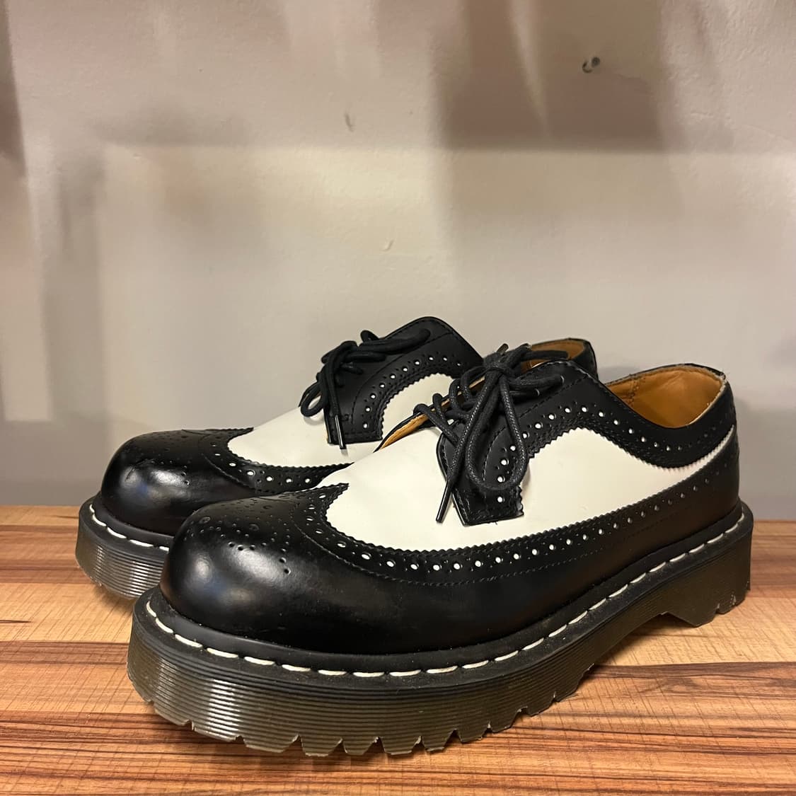 닥터마틴 윙팁 미키마우스 상품이미지3