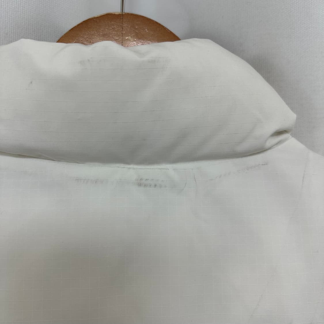 아디다스 공용 패딩조끼 화이트 오리털 XL 상품이미지7