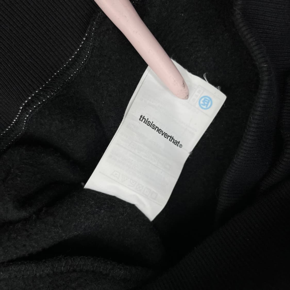  디스이즈네버댓 화이트 스티치 블랙 후드 상품이미지7