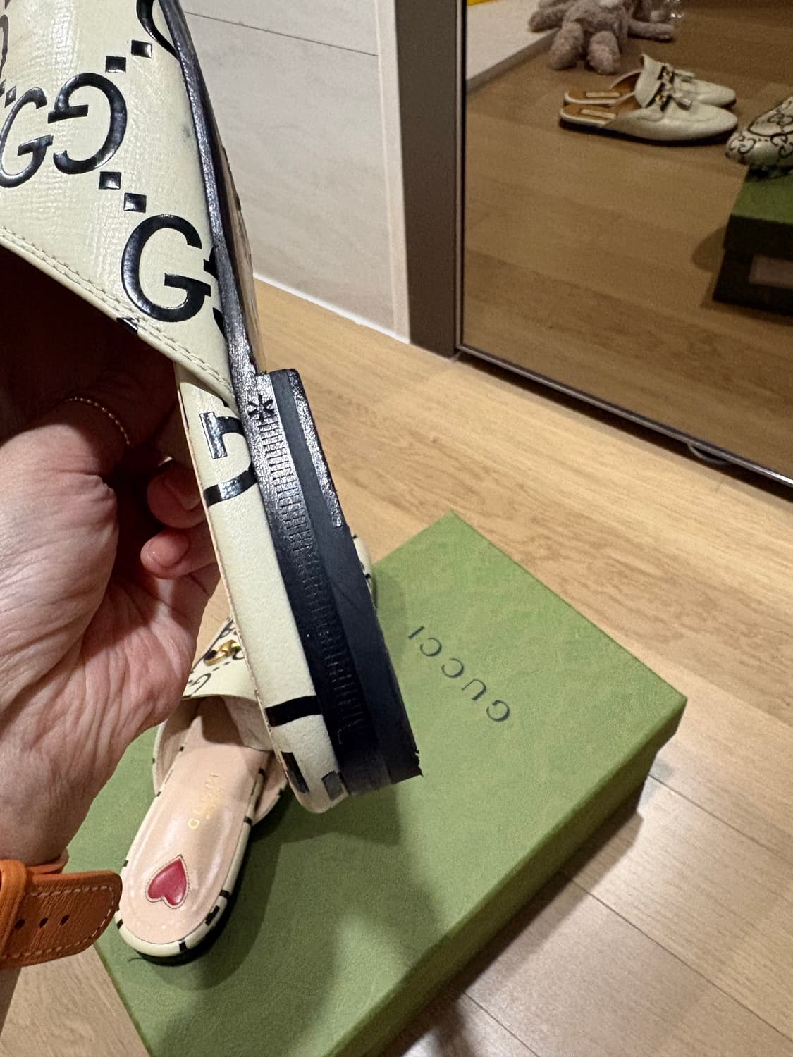 구찌 프린스타운GG 가죽블로퍼 상품이미지4