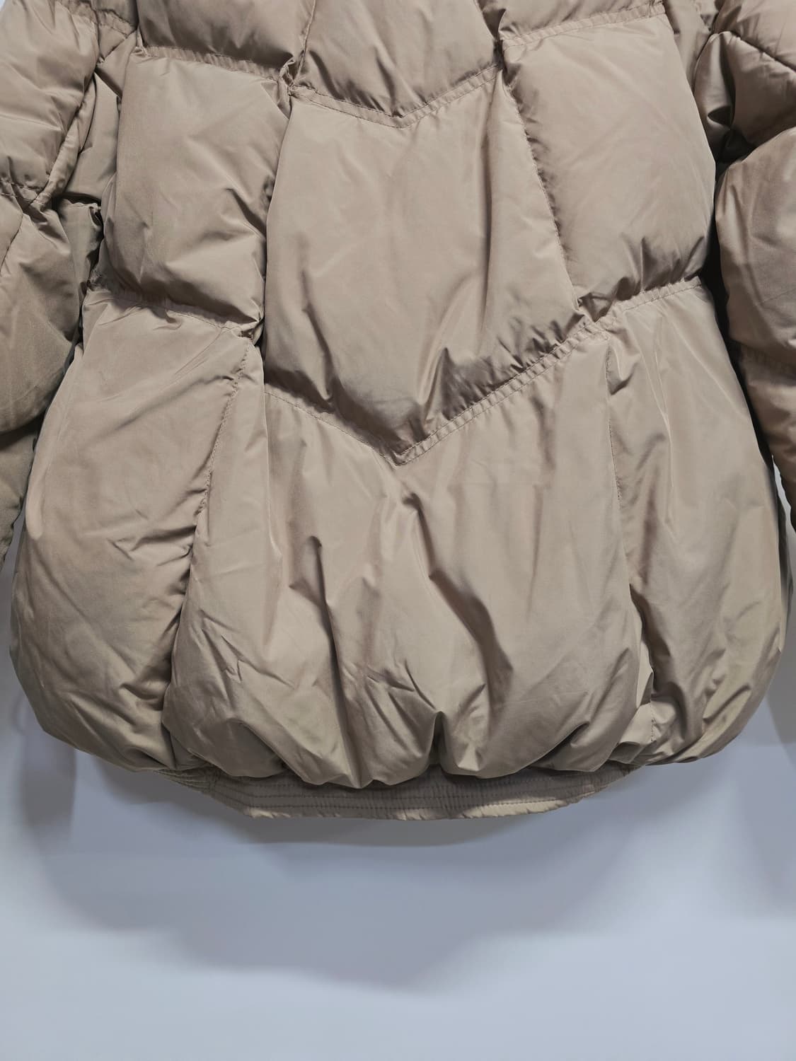 헬렌카렌 베이지색 숏 덕다운패딩  점퍼 상품이미지7