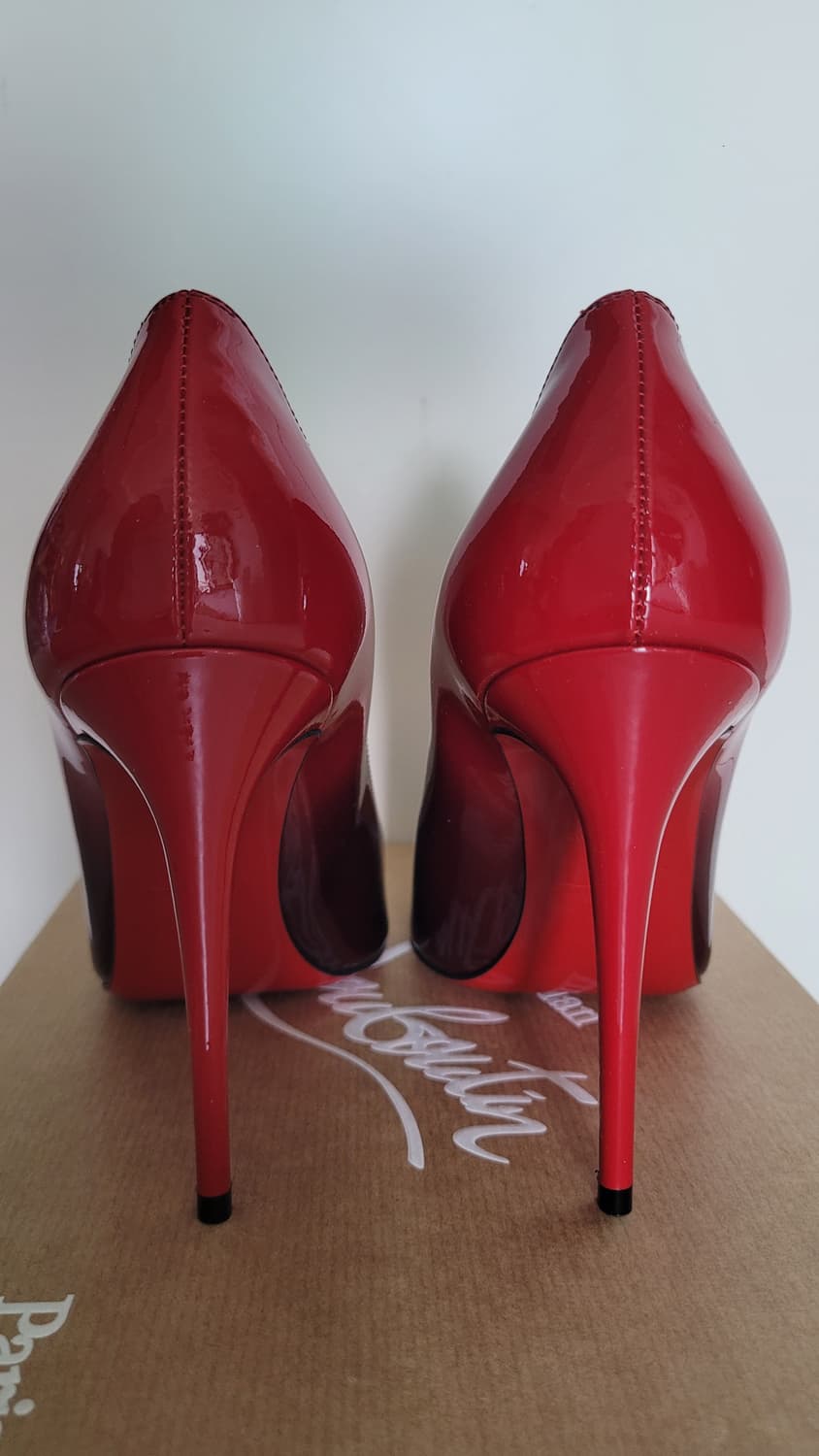 크리스찬 루부탱 케이트100 블랙-레드 디그레이드 사이즈 36 판매합니다 상품이미지4