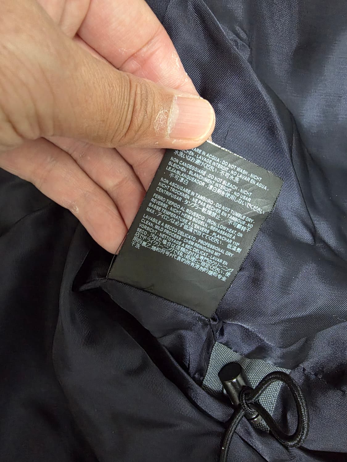 발렌시아가 오버핏 쉘파카 국내매장판 상품이미지8