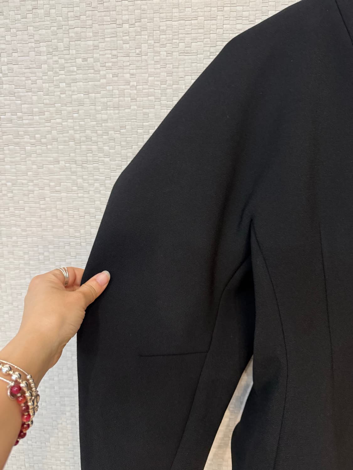 이세이미야케 암스 자켓 블랙 상품이미지5