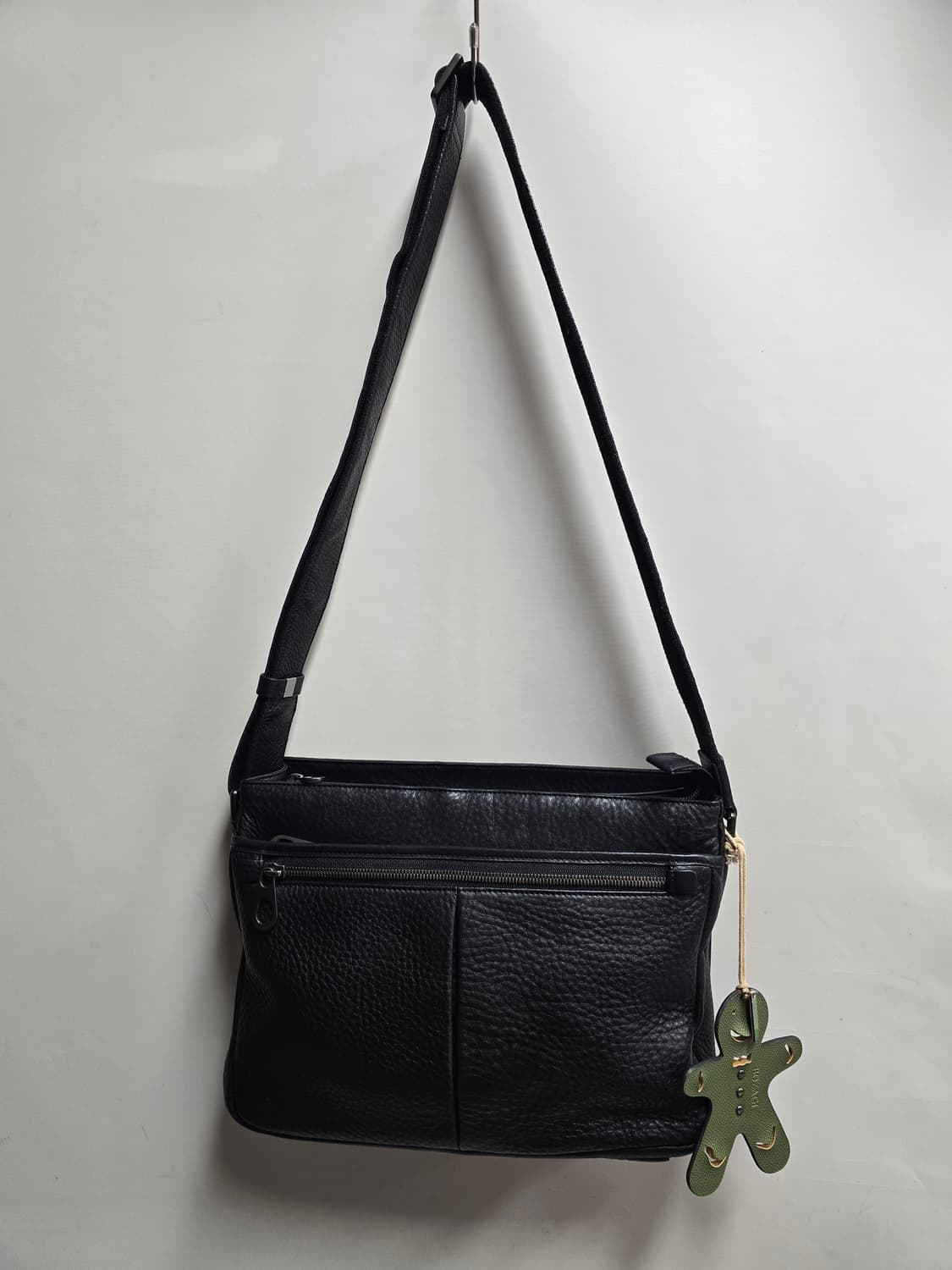 가죽 크로스 가방 (공용) 상품이미지1