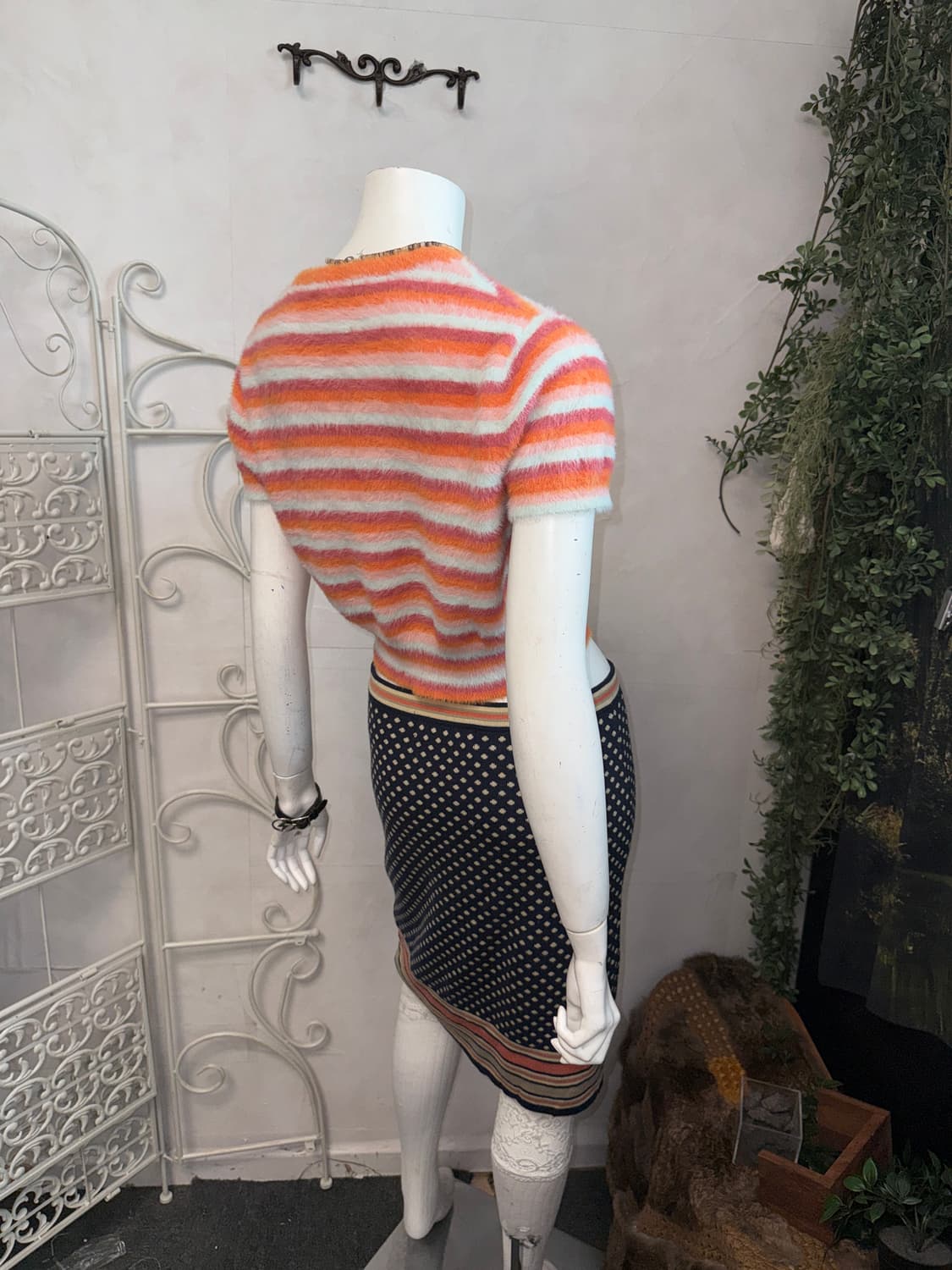 Levi’s kitsch coral stripe half fur knit 상품이미지3