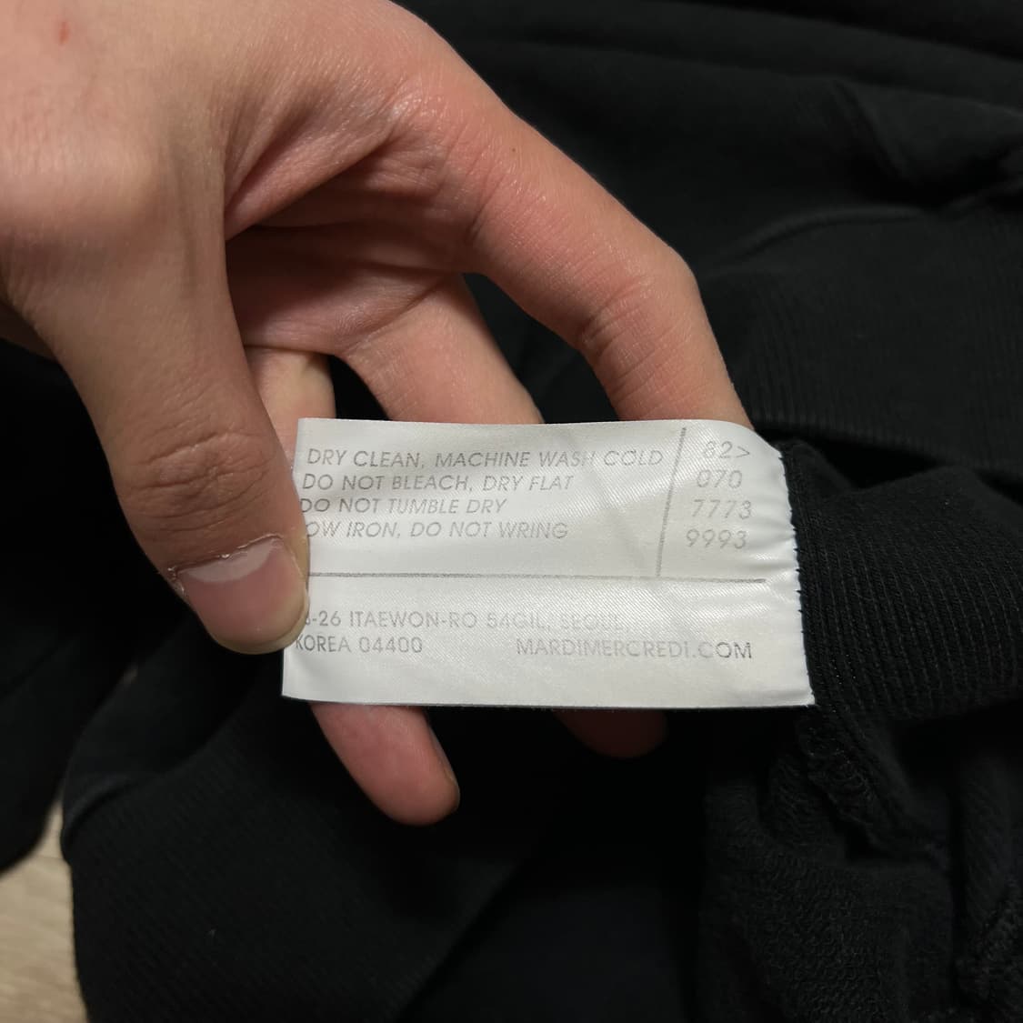 마르디 메크르디 여성 플라워 빅로고 프린팅 맨투맨 [블랙] Free 상품이미지5