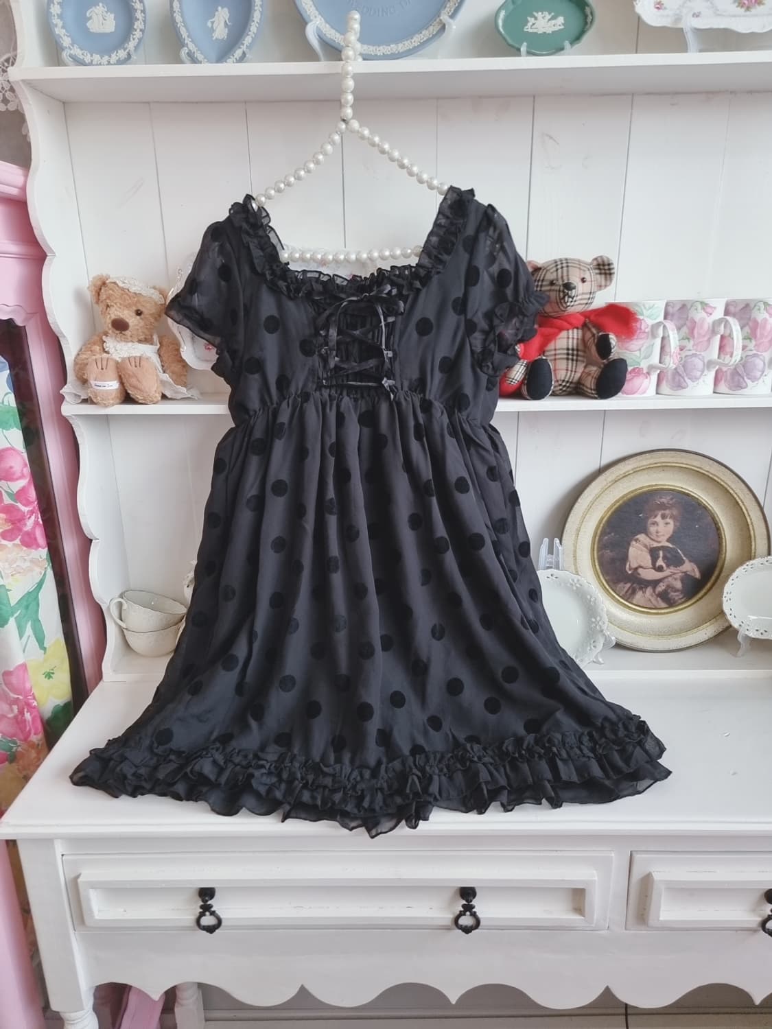 Tralala (트랄라) 블랙 플로킹 도트 리본 원피스 상품이미지6