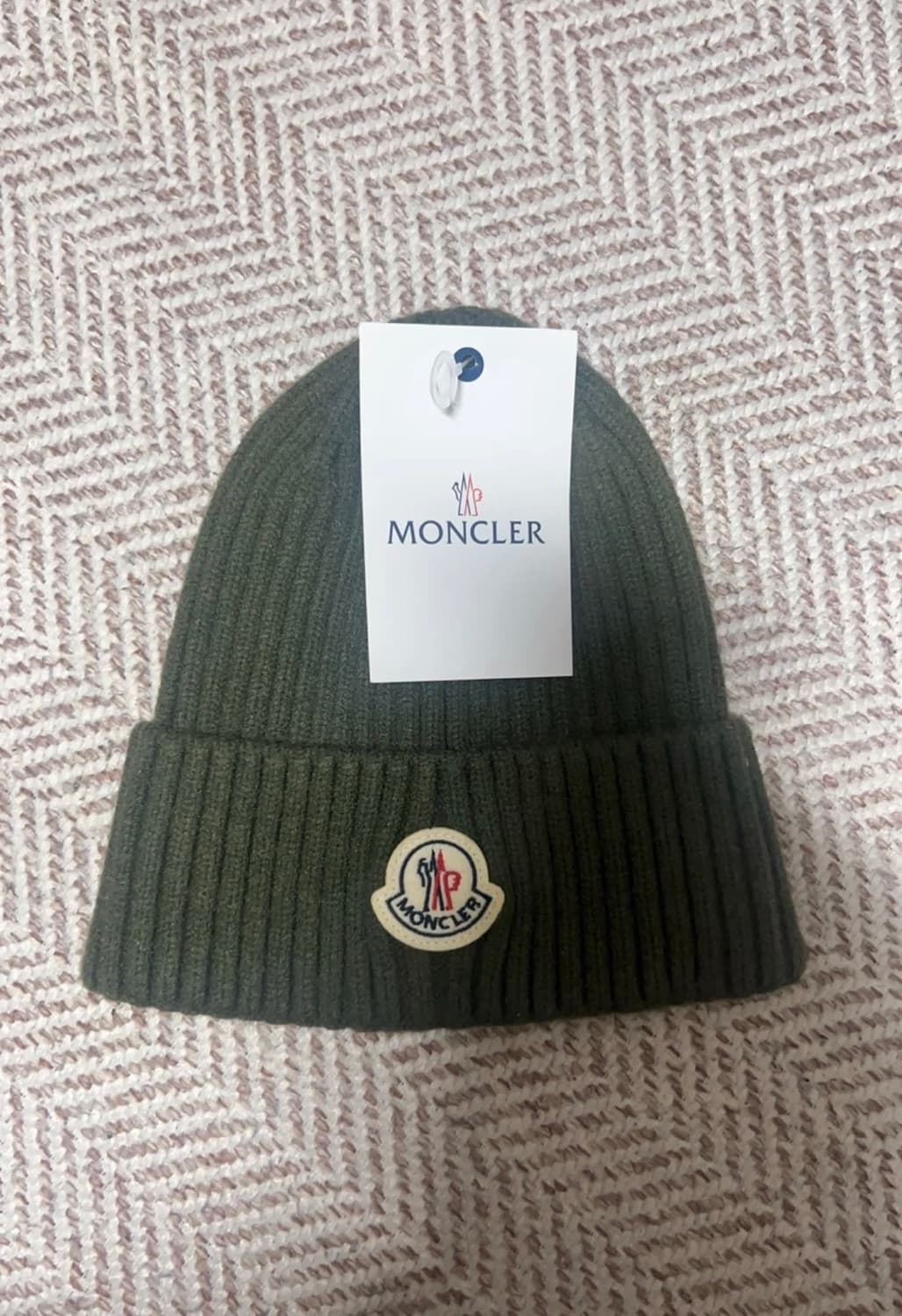 몽클레어 울 비니 올리브 그린 새상품 상품이미지1