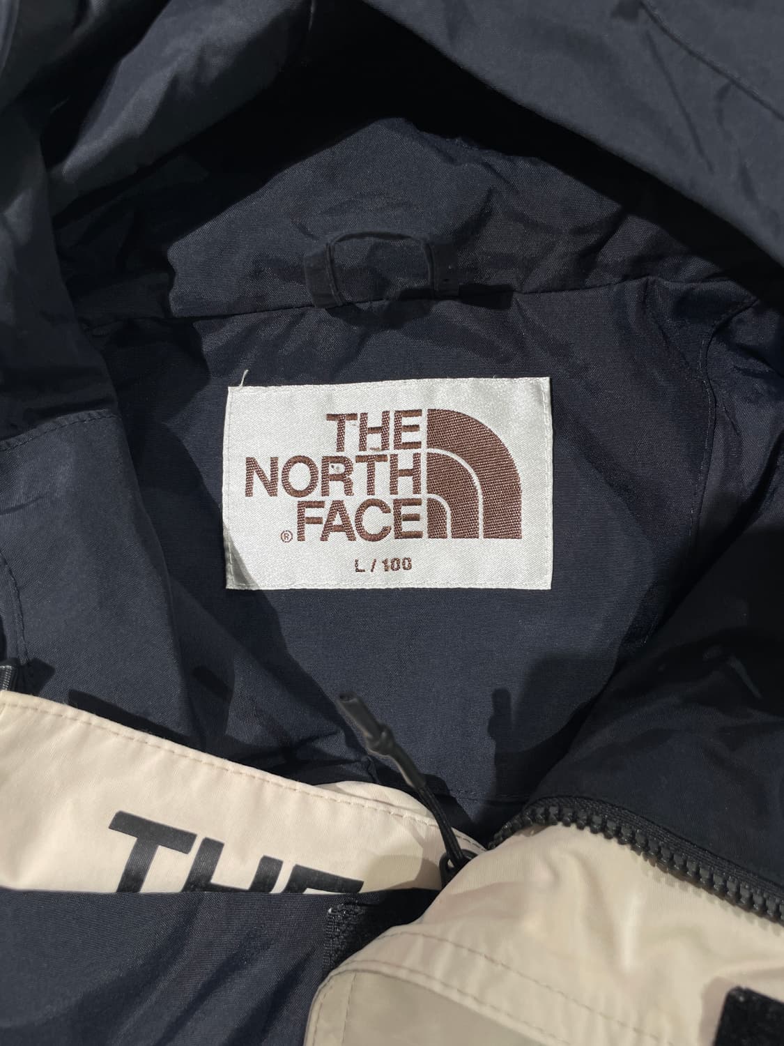 노스페이스 베이지 앤 블랙 나일론 아노락 상품이미지7