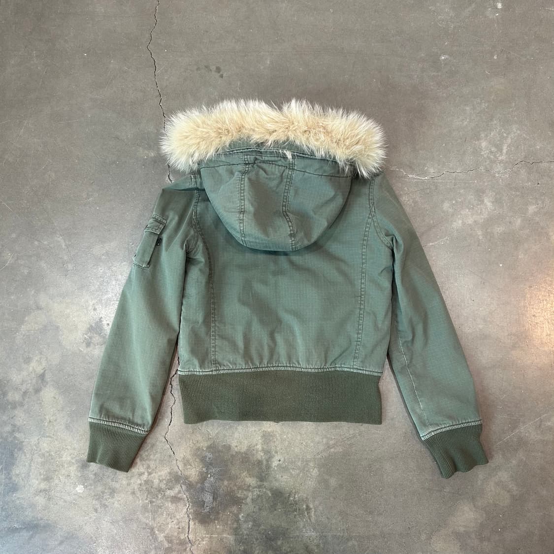 알파인더스트리 후드 크롭점퍼 상품이미지6