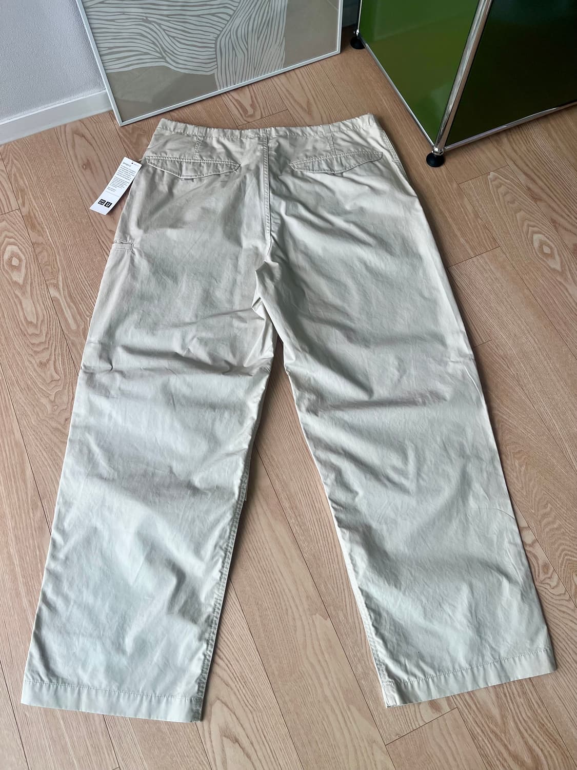 새상품))유니클로 UNIQLO U 파라슈트 팬츠 L84-92cm)사이즈 상품이미지4