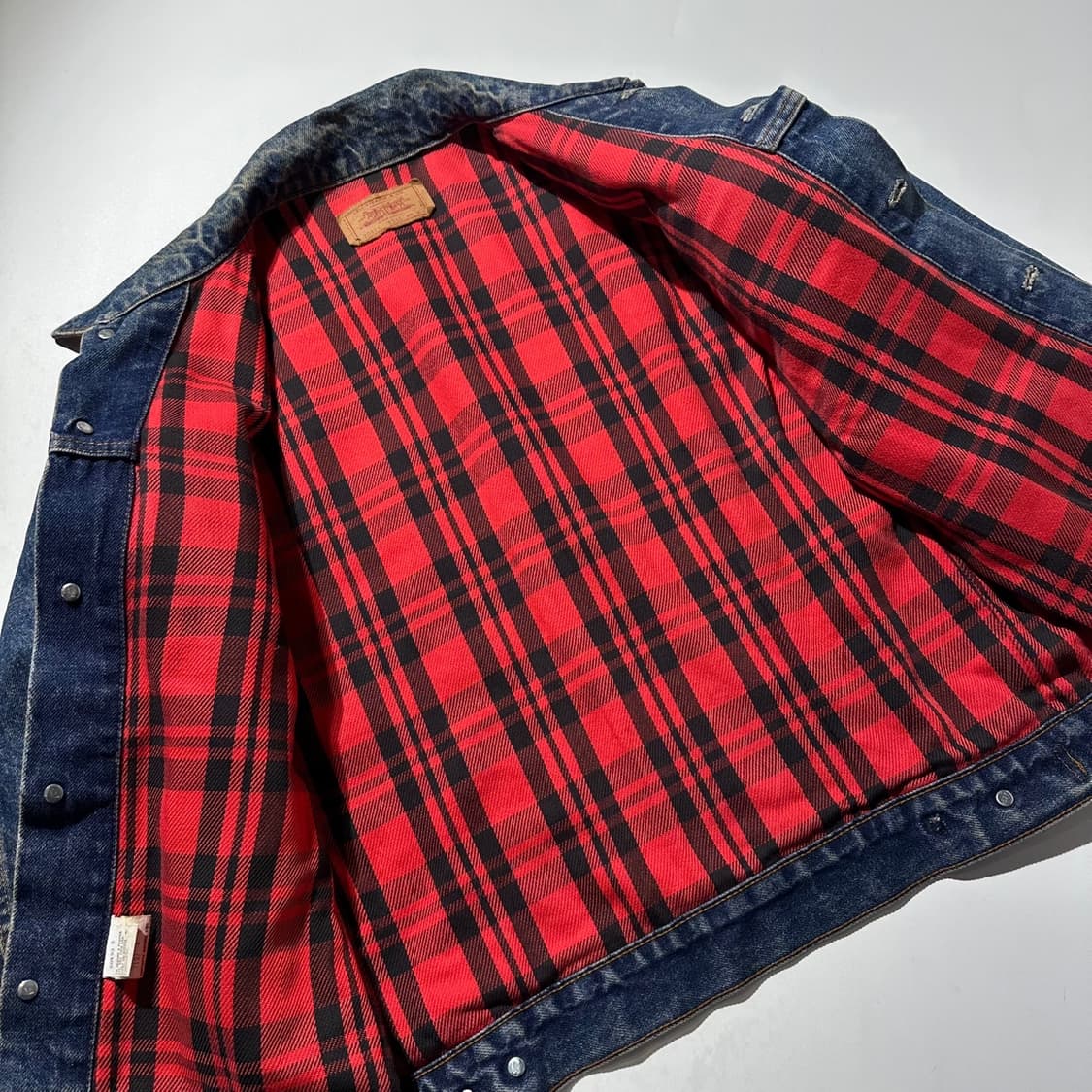 90’s USA 리바이스 체크 라이닝 데님 트러커 자켓 상품이미지8
