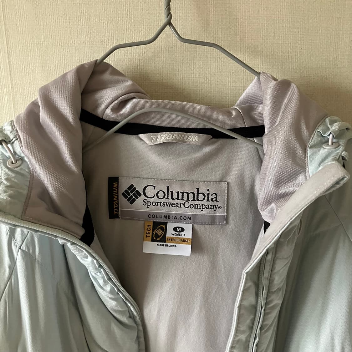 콜롬비아 패딩 상품이미지4