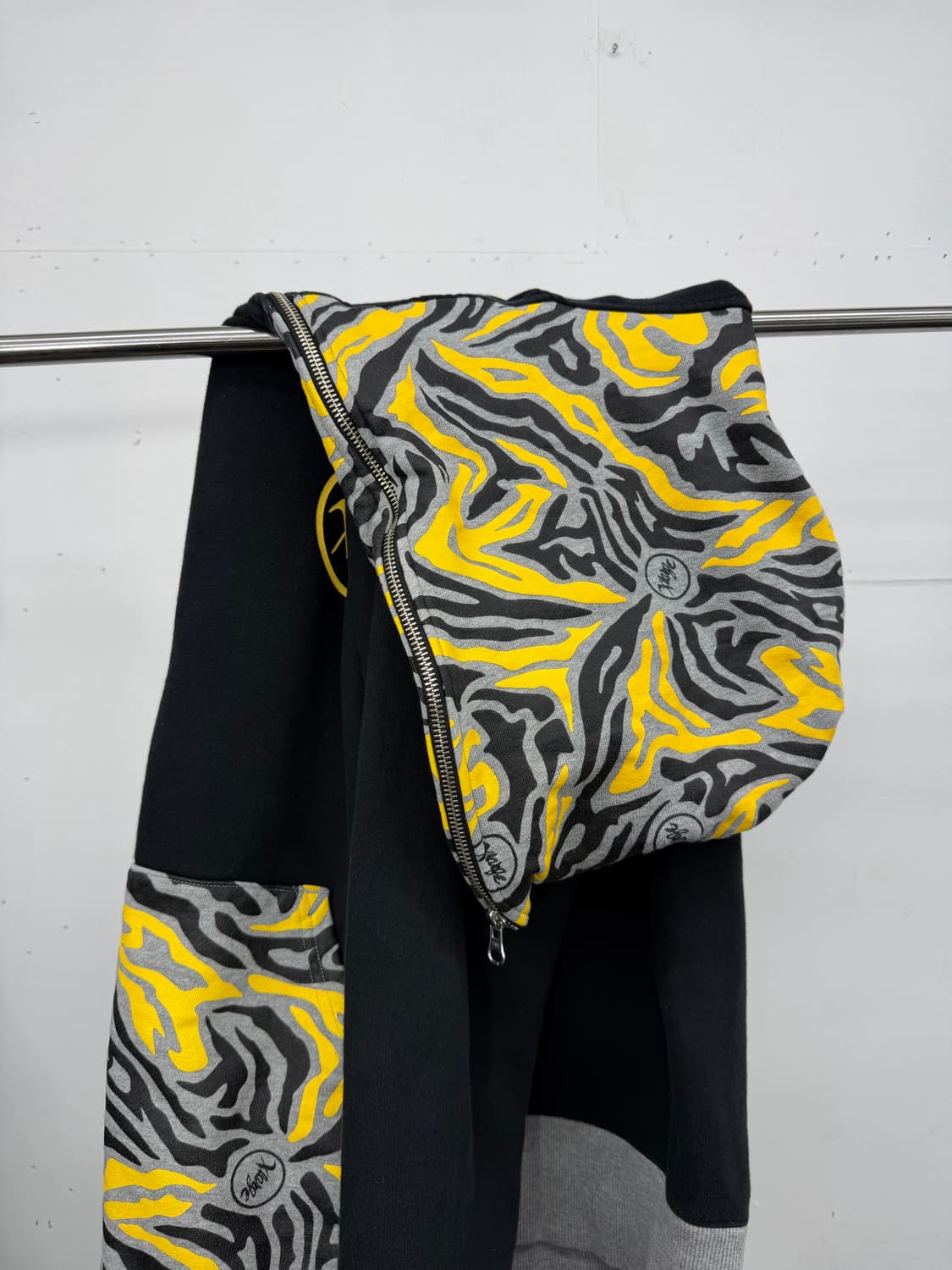 X-Large 하드쉘 투페이스 풀집업 후디 상품이미지4