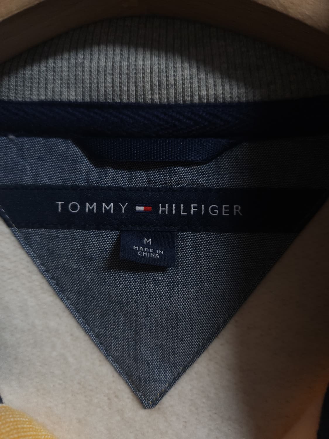 타미힐피거 기모 하프넥 맨투맨, M 상품이미지3