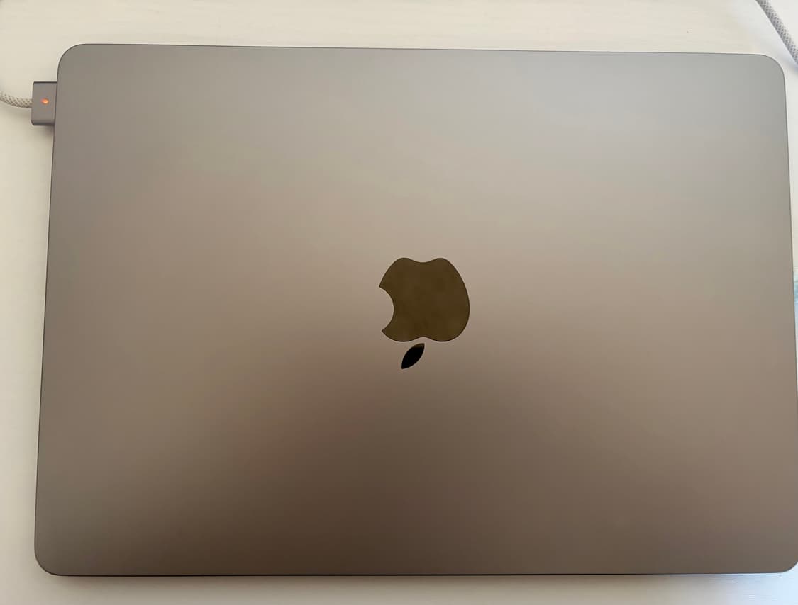 맥북 에어 m2 8/512 상품이미지1