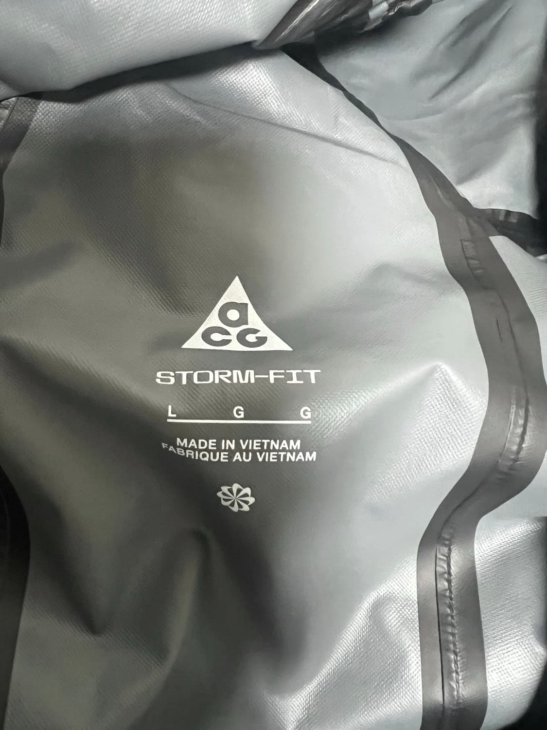 나이키 ACG 스톰핏 ADV 케스케이드 레인 풀 집 자켓 포톤 더스트 상품이미지2