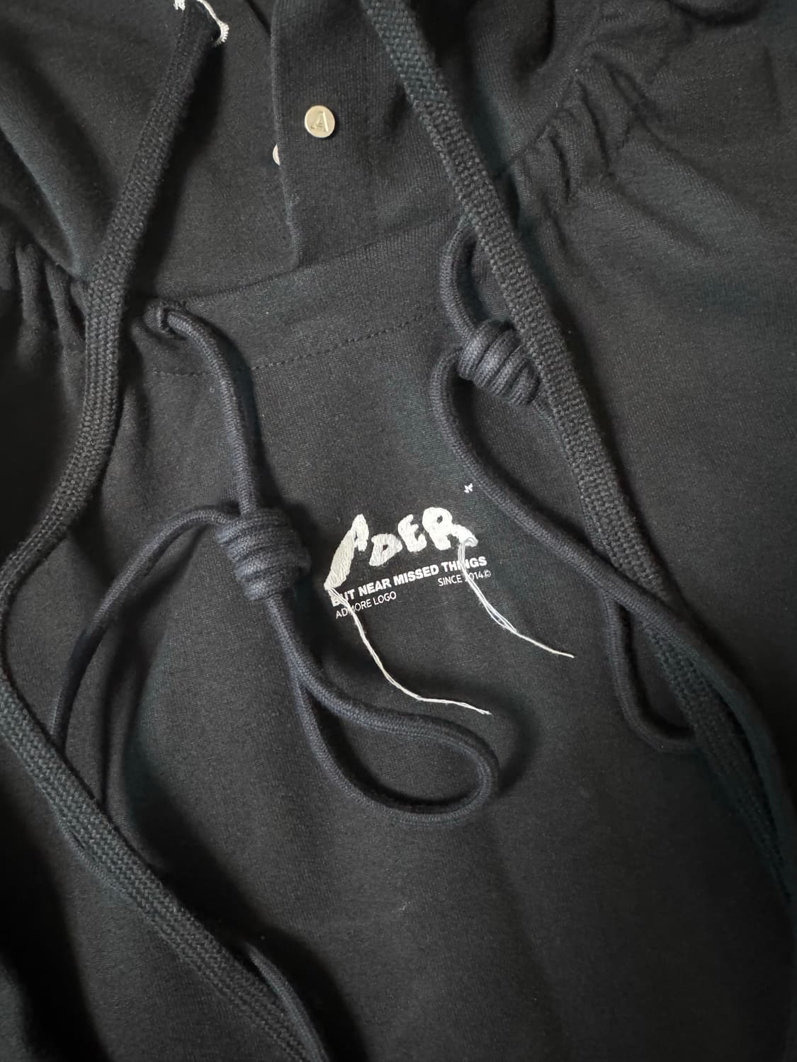 admore 아더에러 후드티 상품이미지1