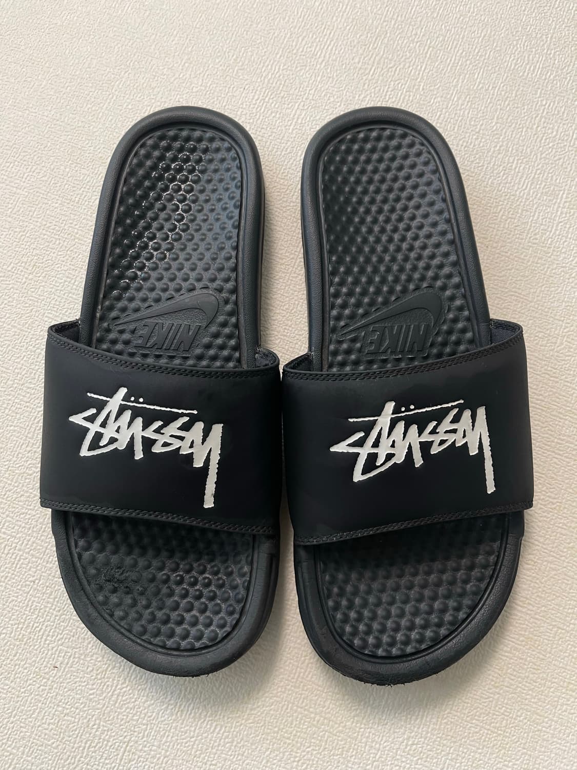 나이키x스투시 베나시 슬라이드오프 느와르 블랙  상품이미지6