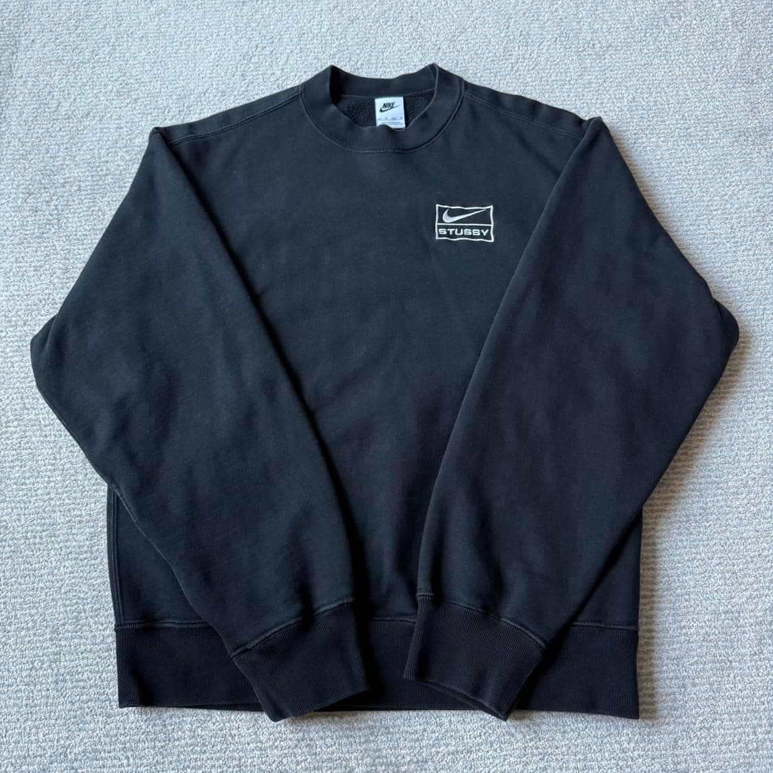 (xs) 나이키 x 스투시 맨투맨 [위시드 블랙] 상품이미지2