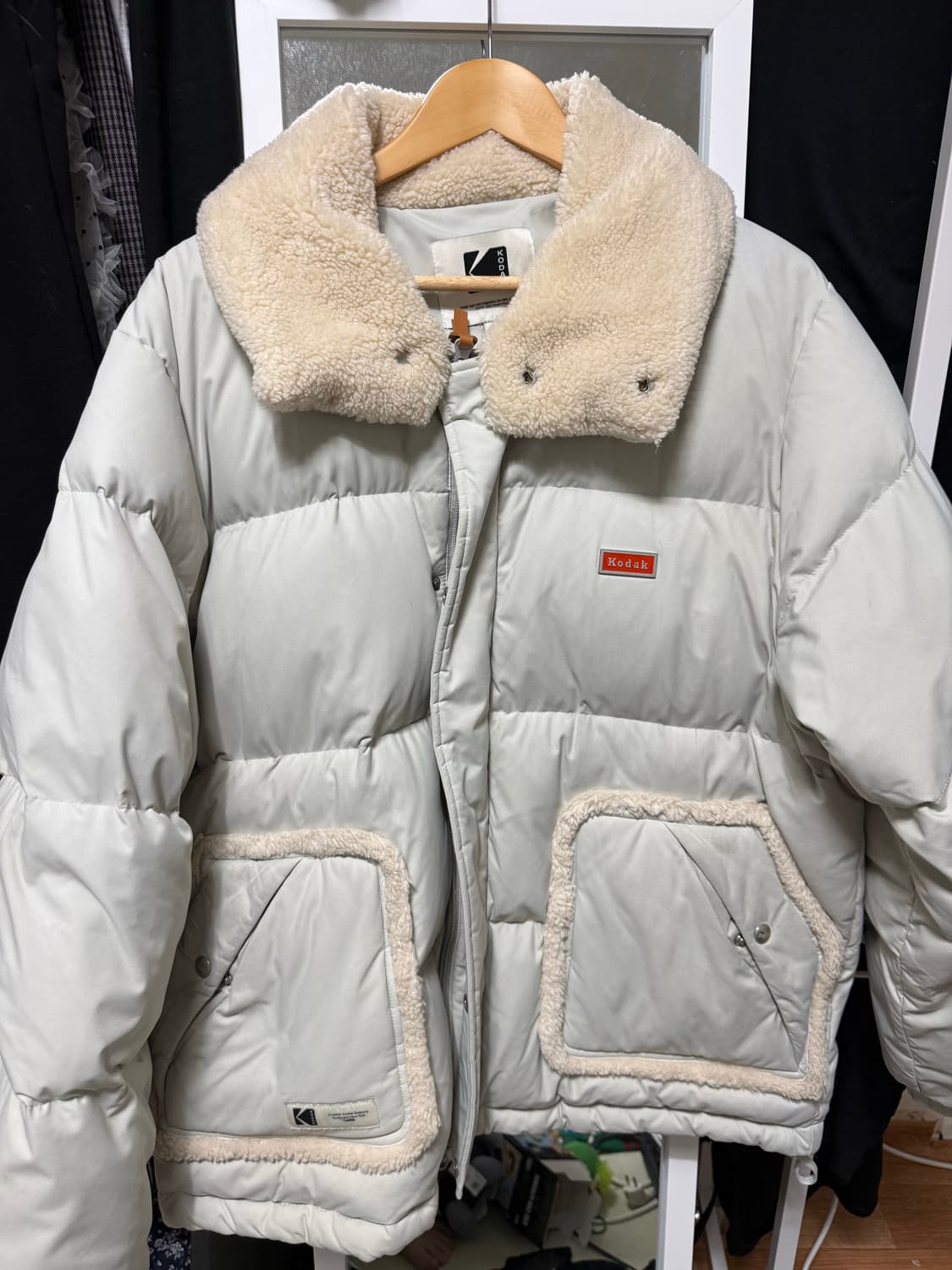 코닥 덕다운 숏패딩 XL사이즈 아이보리컬러 상품이미지1