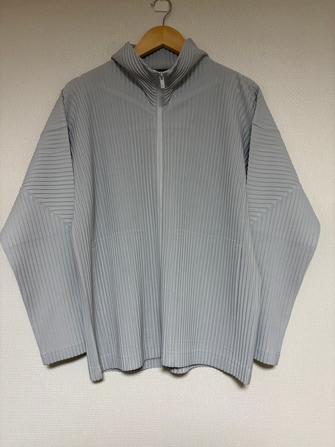 이세이미야케 옴므플리세 하이넥 베이직 집업 자켓 그레이 2 새상품 상품이미지1